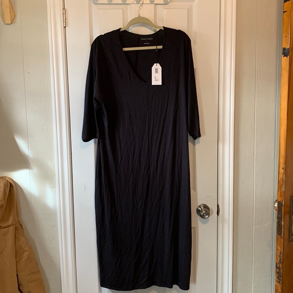 Size 14-16 Universal Standard midi dress - Picture 1 of 5